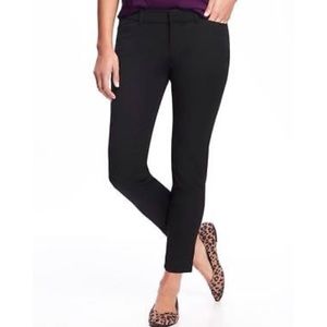 Old navy Pixie Ankle Length Chinos NWT